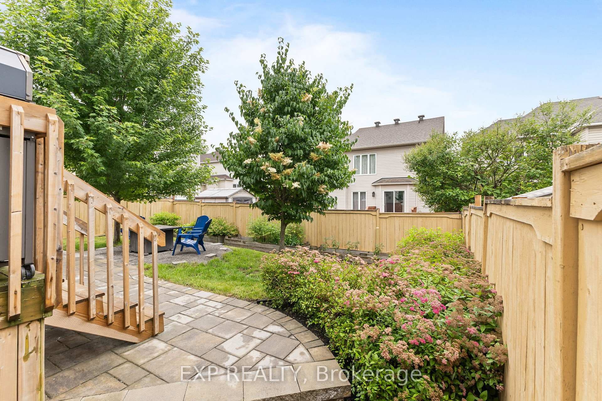 54 Huntcliff Place photo 35