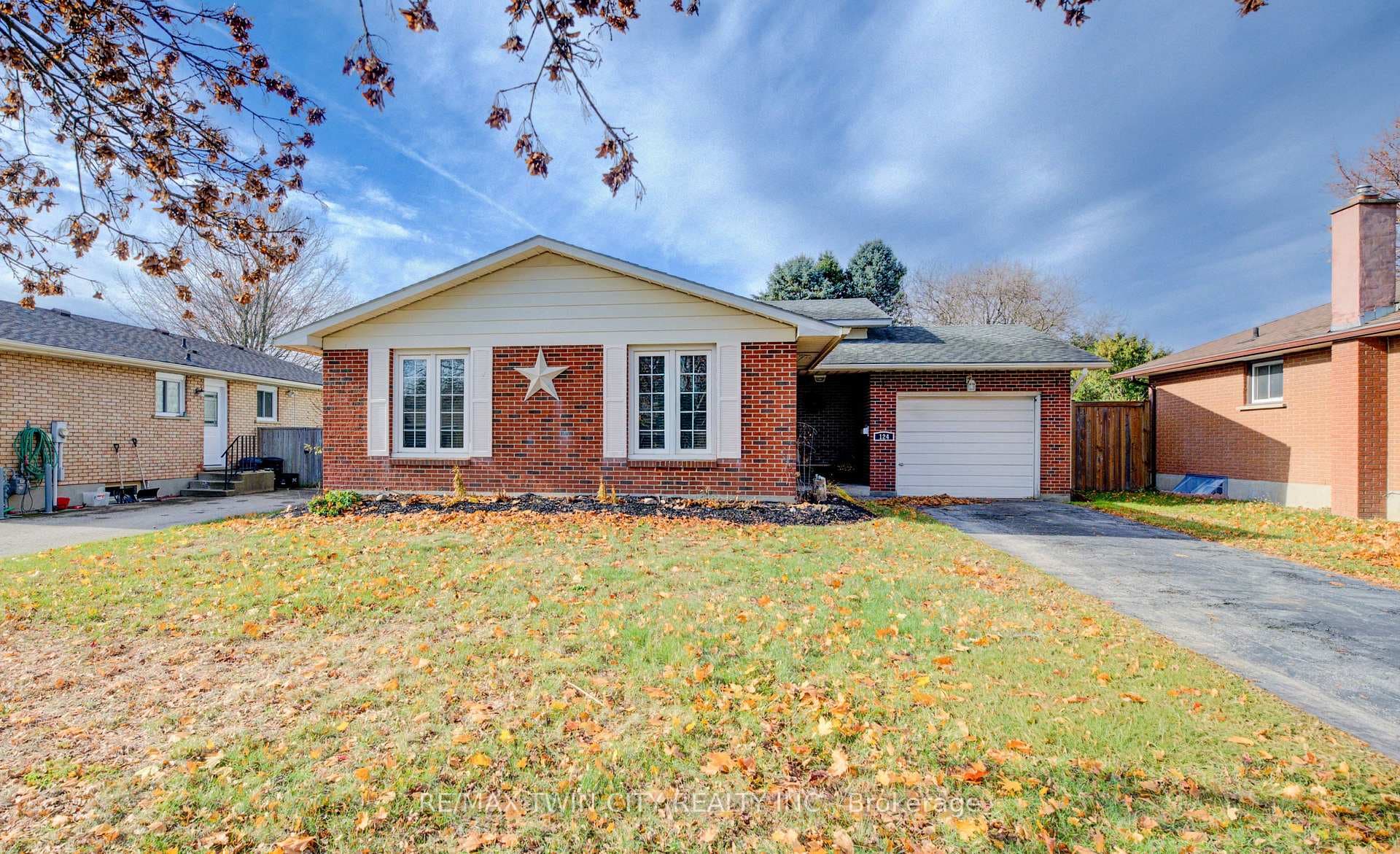 124 Oak St. - Simcoe