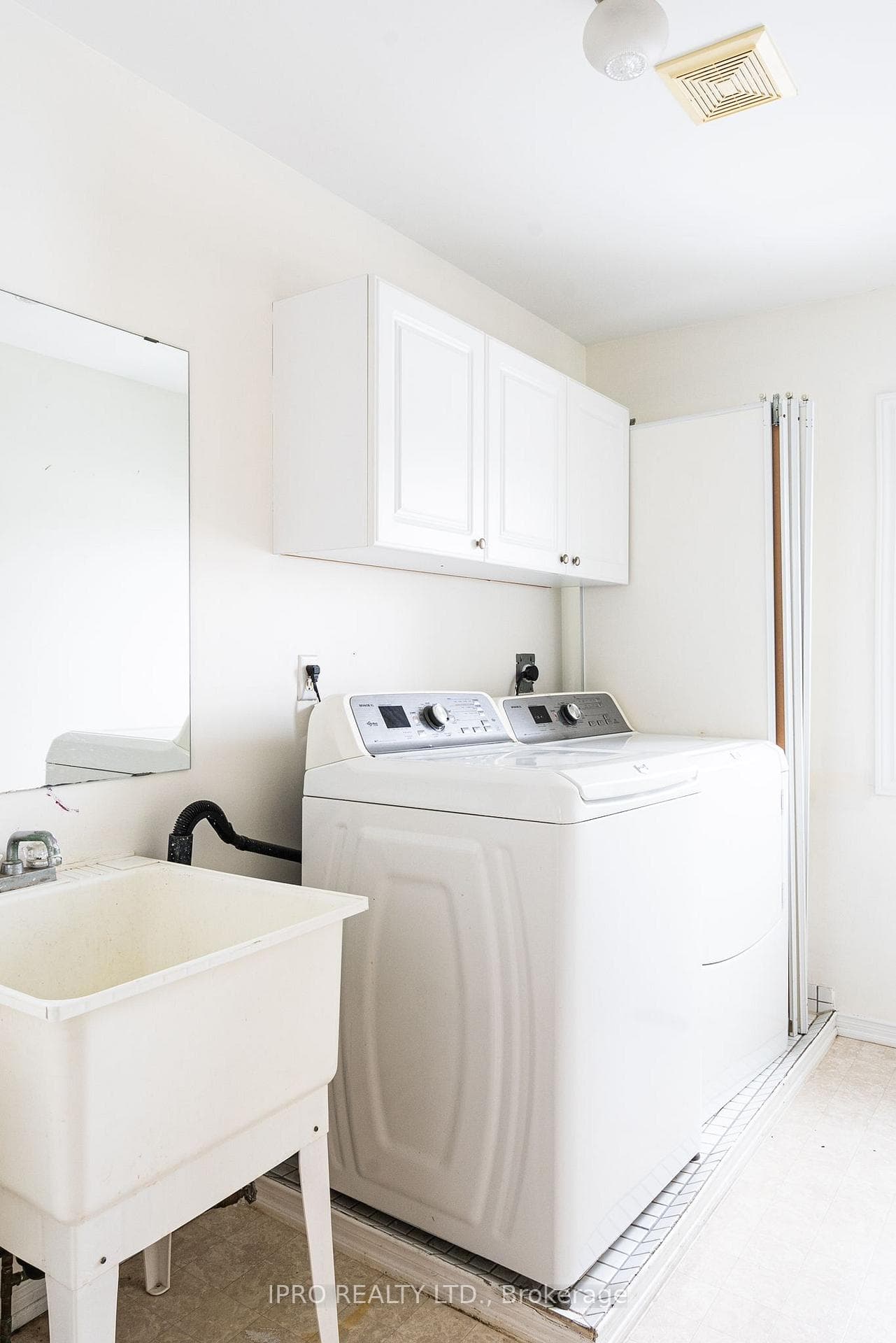Washer Dryer Second Floor