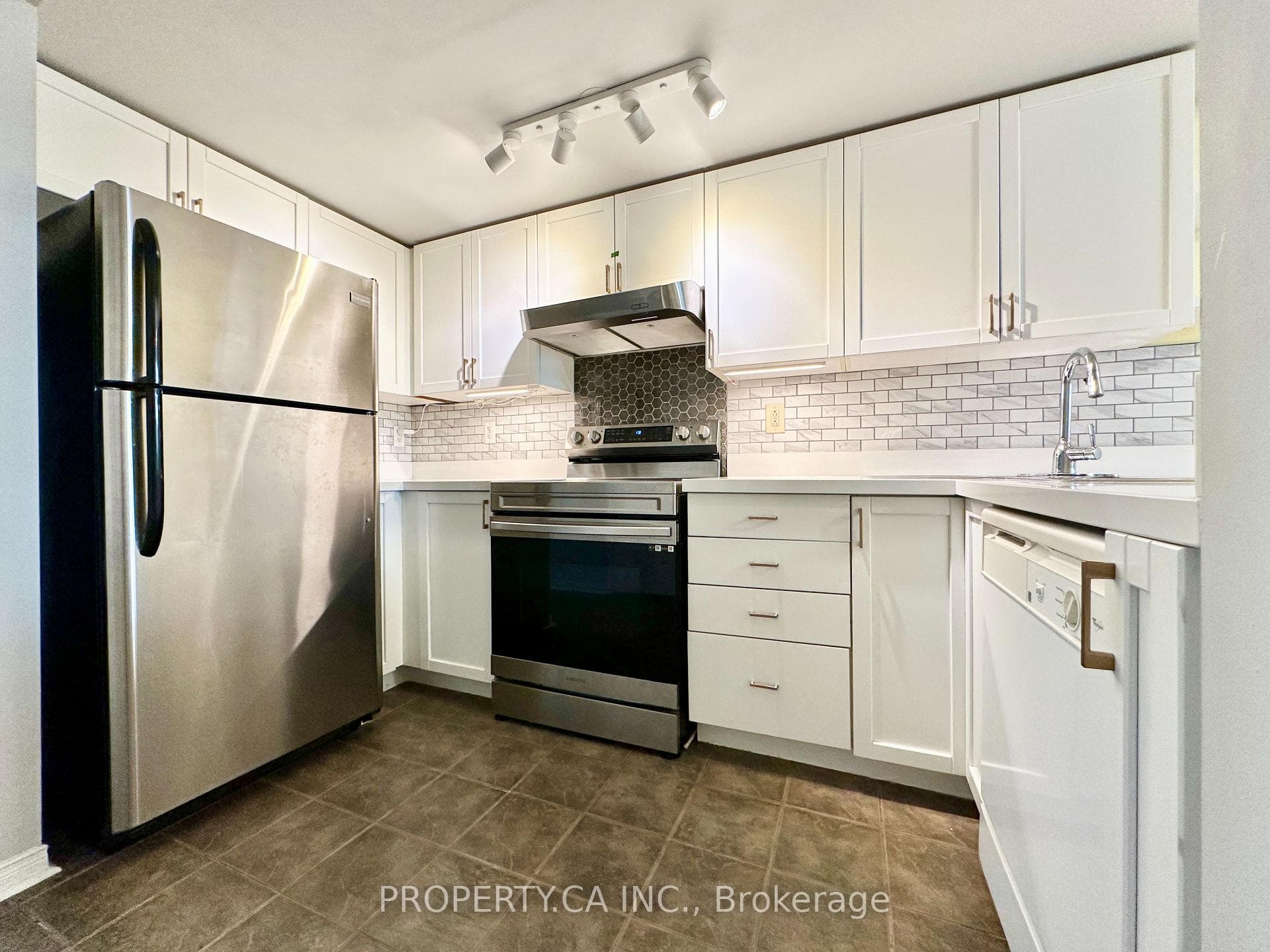 40 Merchant Lane Unit 116 photo 13