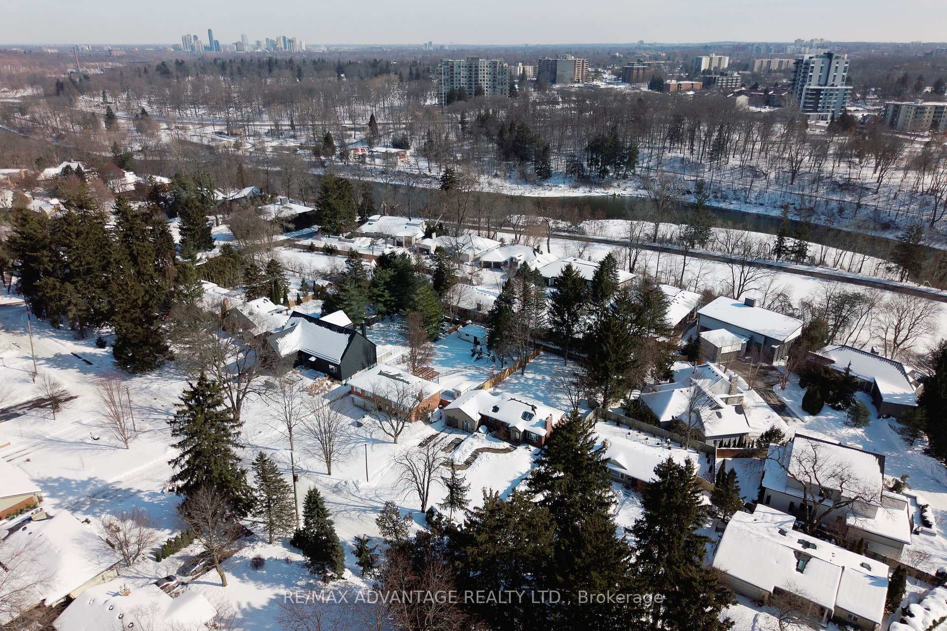 832 Sunninghill Avenue photo 37