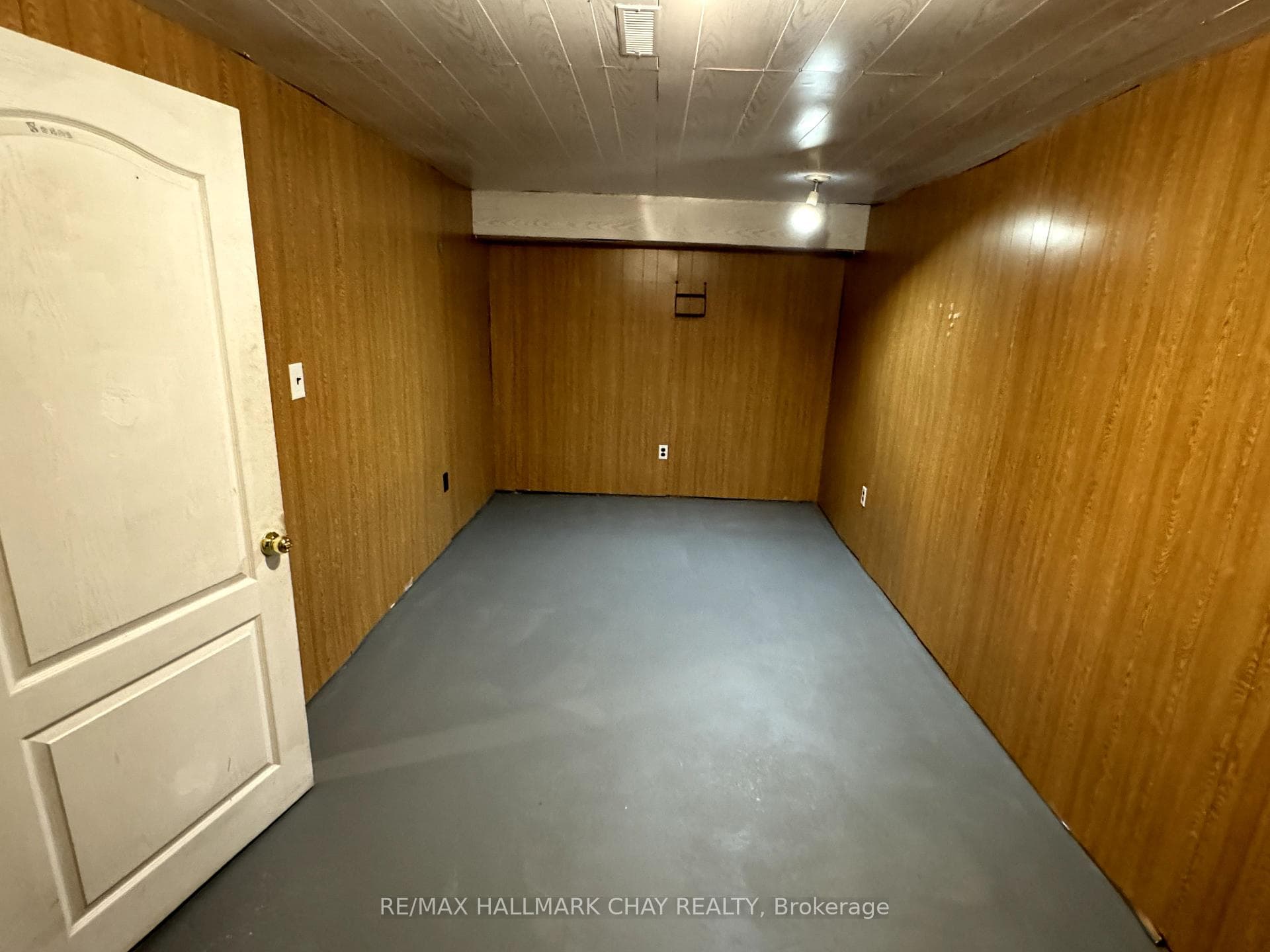 18 Chaucer Crescent photo 13
