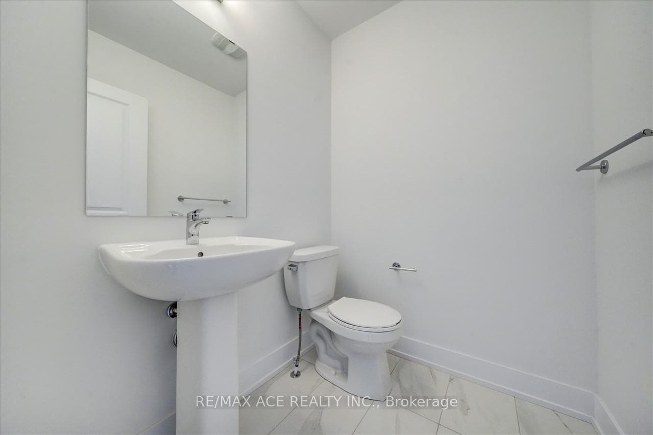 2035 Lowry Drive photo 9