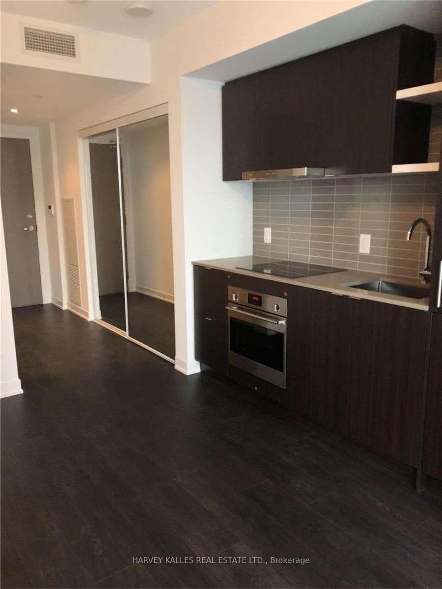 100 Harbour Street Unit 2411 photo 3