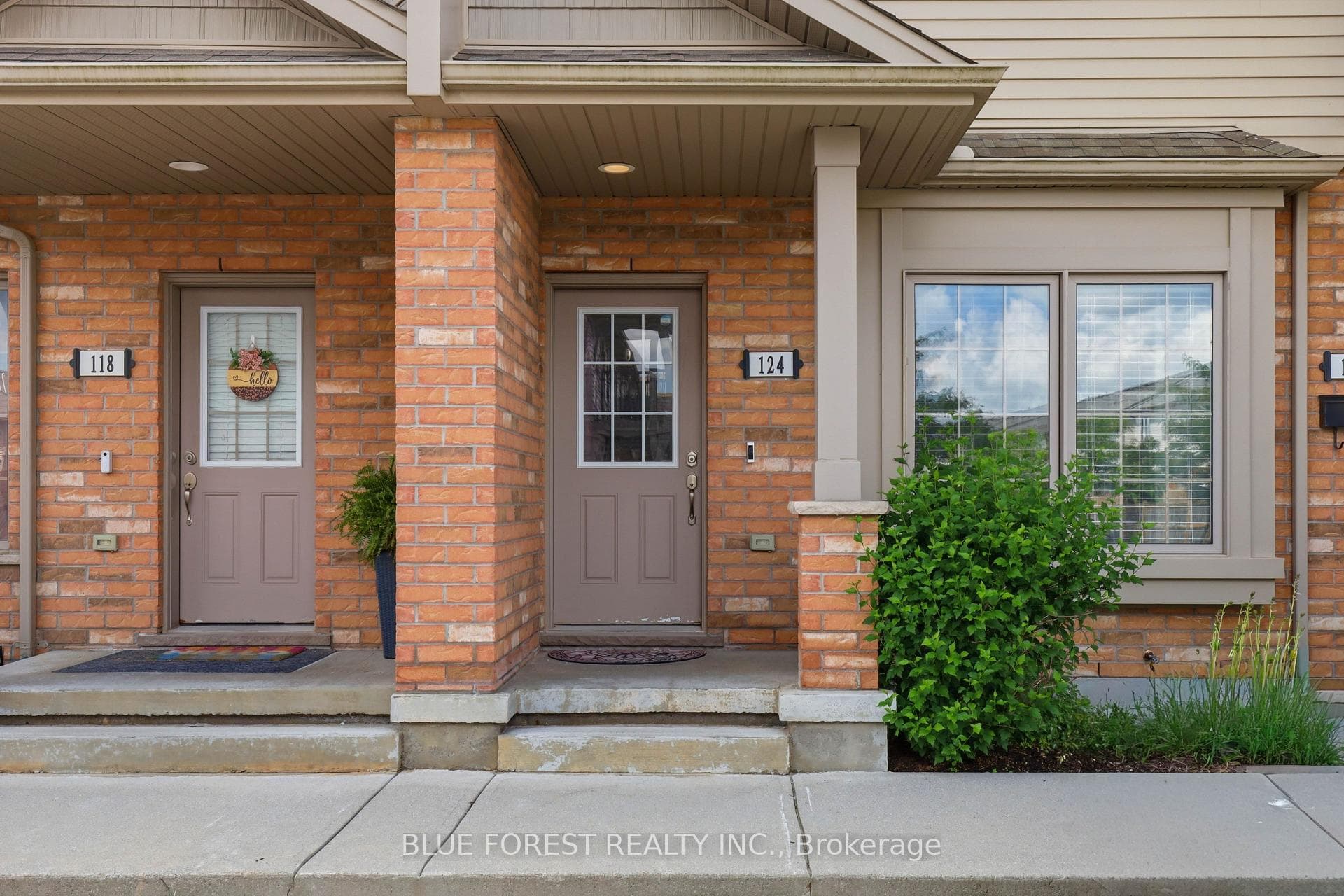 3320 Meadowgate Boulevard Unit 124 photo 2