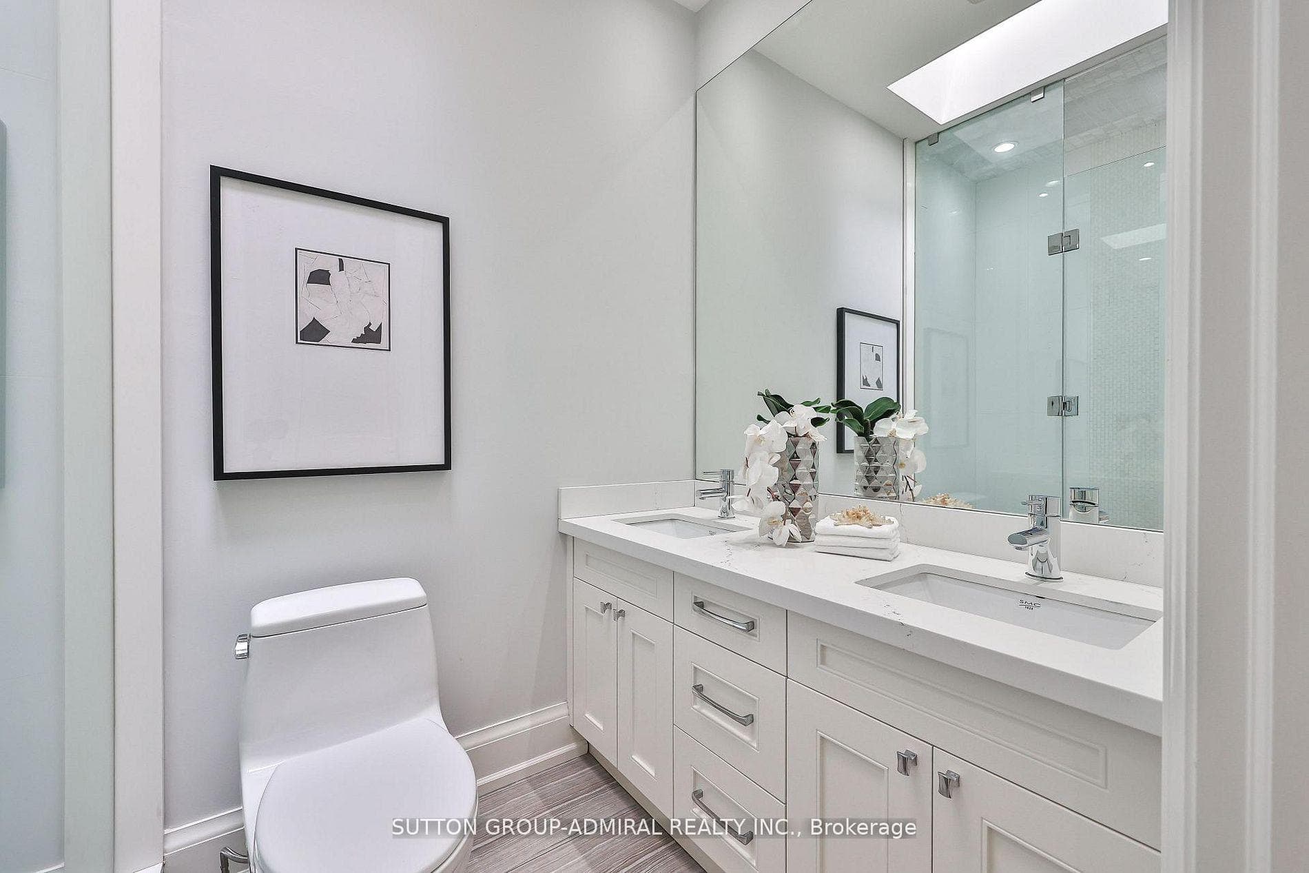 137 Florence Avenue photo 32