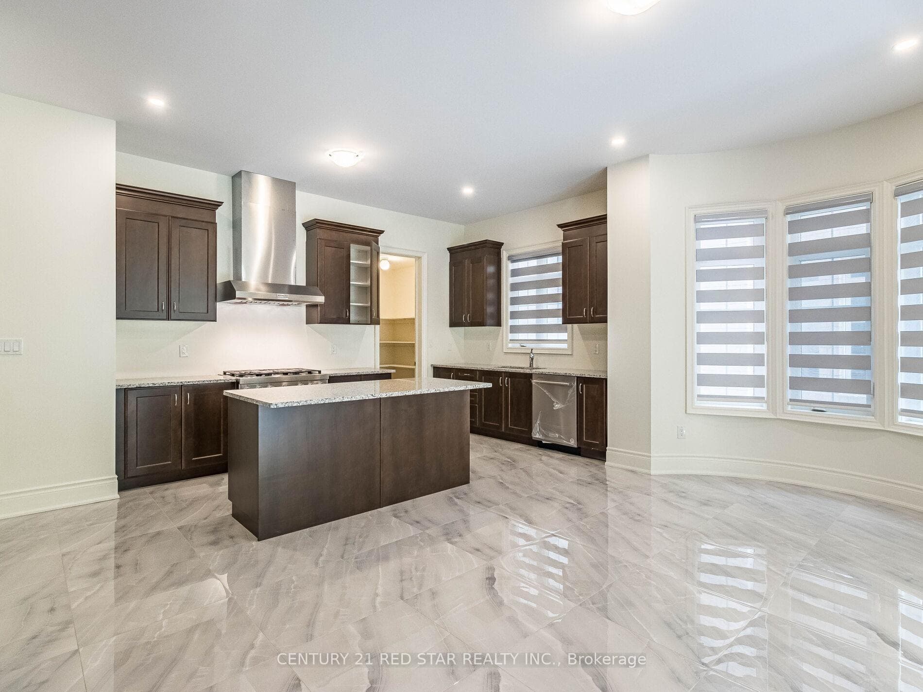 192 Farrell Road photo 9