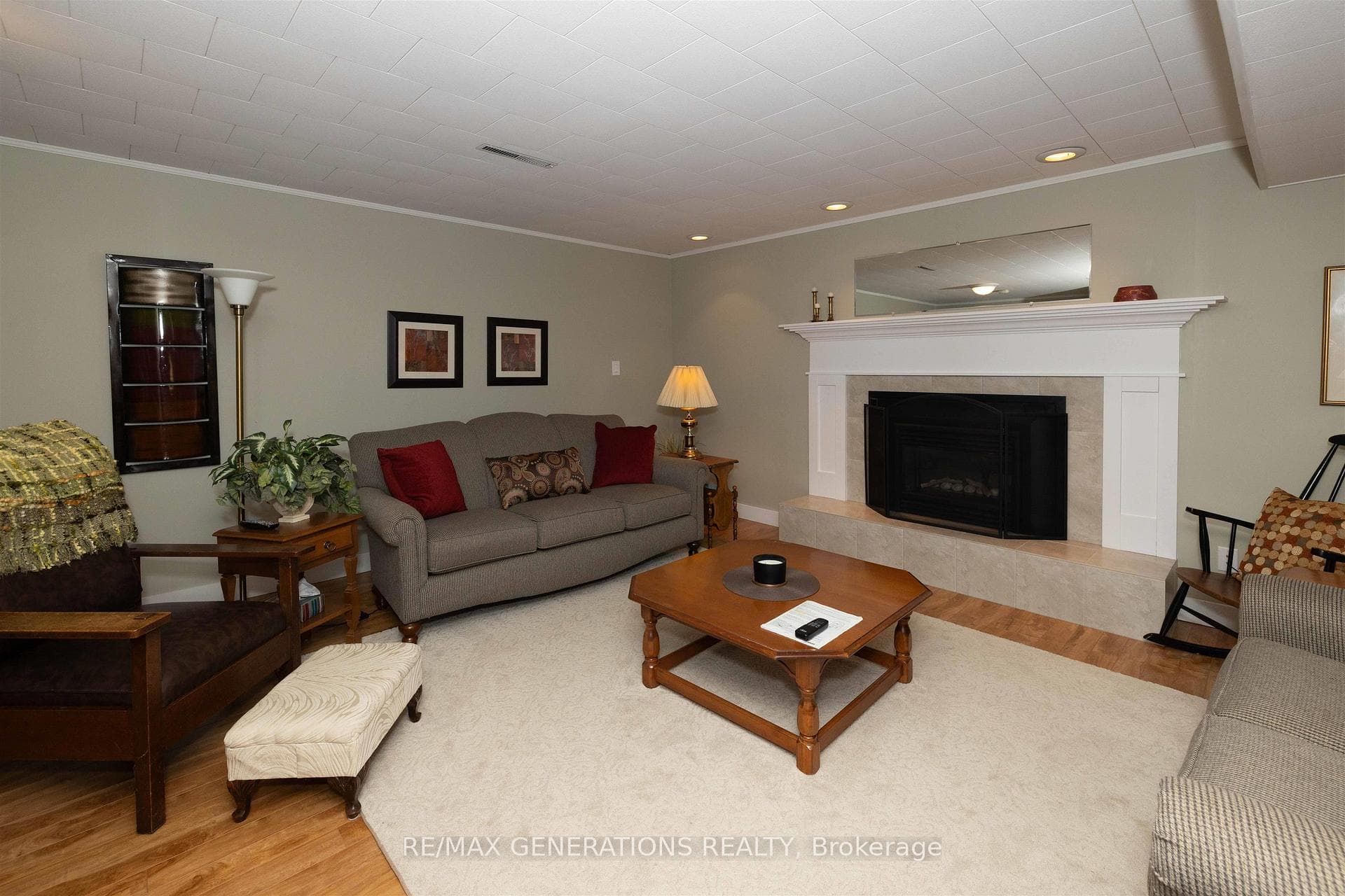 157 Windsor Street photo 16