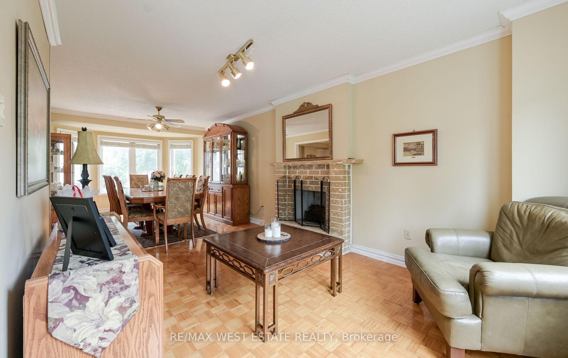66 La France Road photo 11