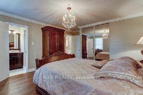88 Windermere Crescent photo 10