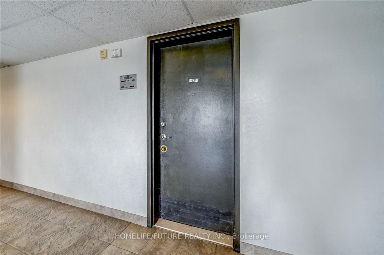 7428 Markham Road Unit 421 photo 3