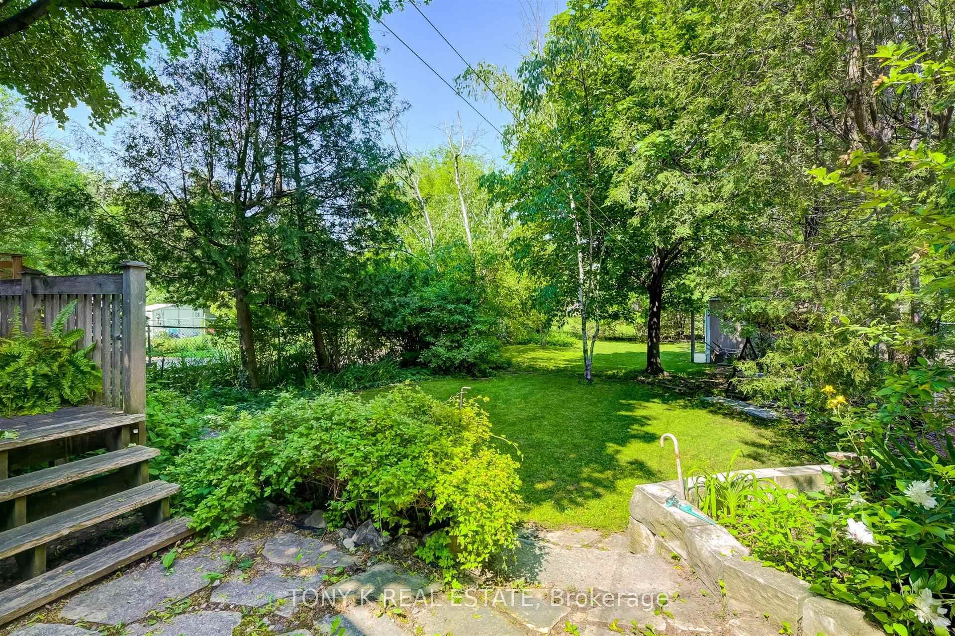 60 Haileybury Drive photo 14