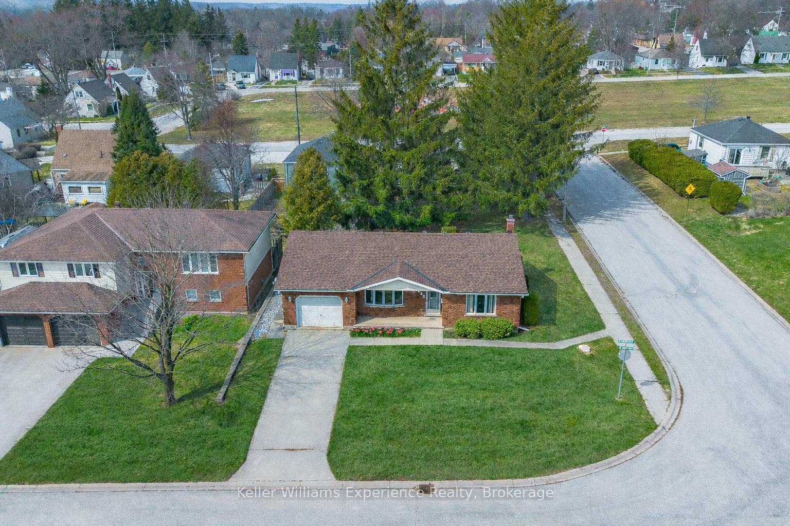 498 8th Avenue photo 3