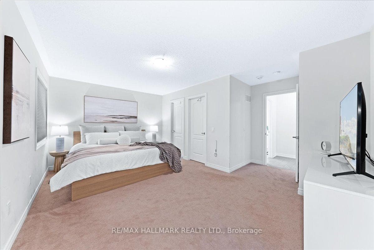 816 Elvidge Trail photo 36