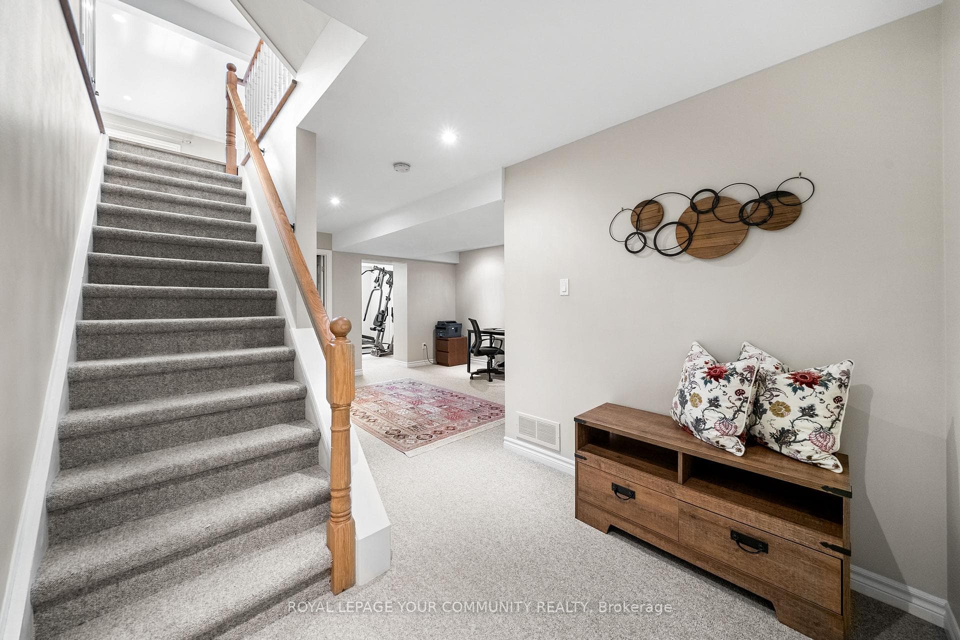 52 Machell Avenue photo 22