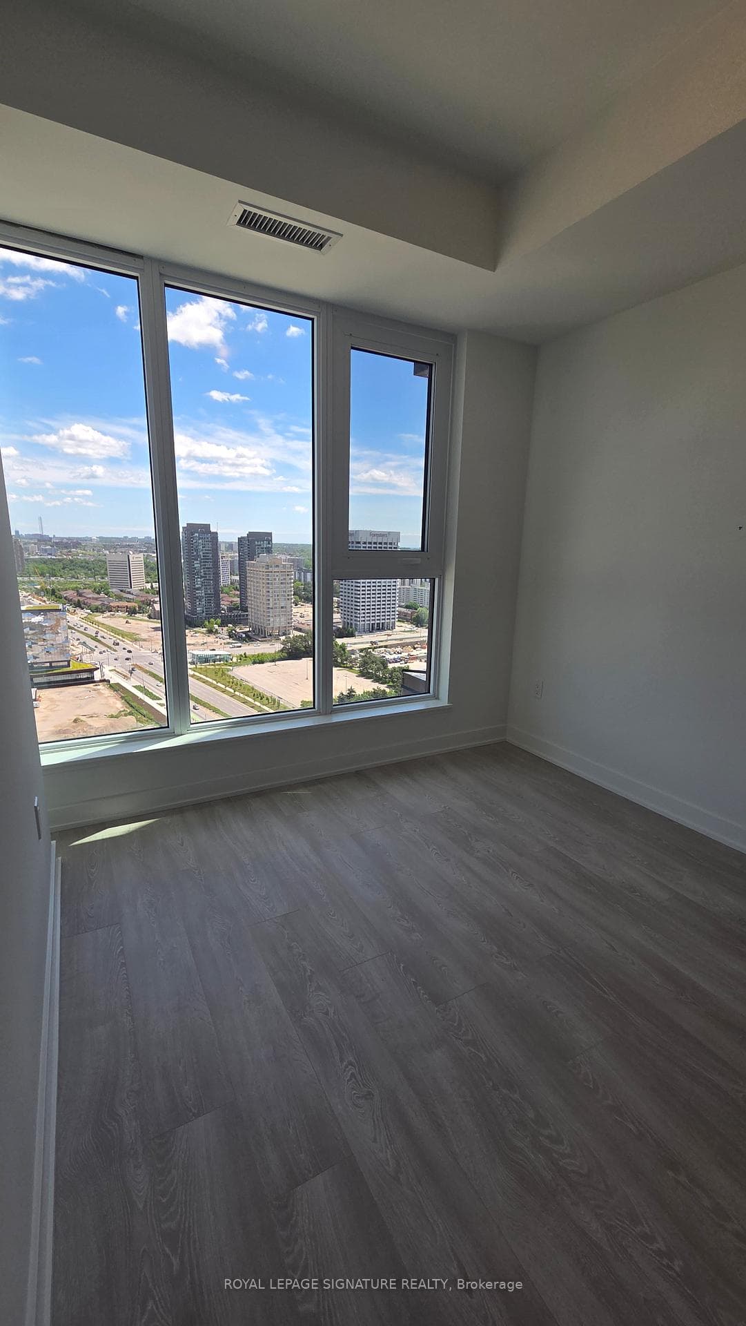 5 Quarrington Lane Unit 2807 photo 14
