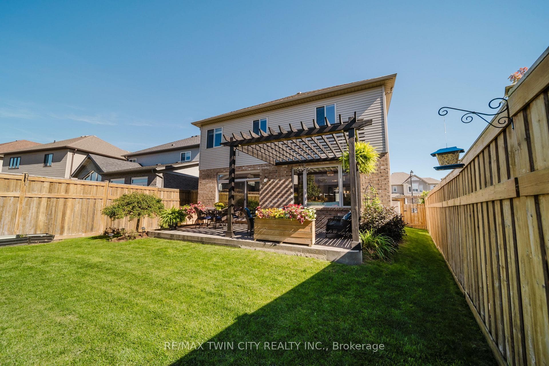 597 Sundew Drive photo 41