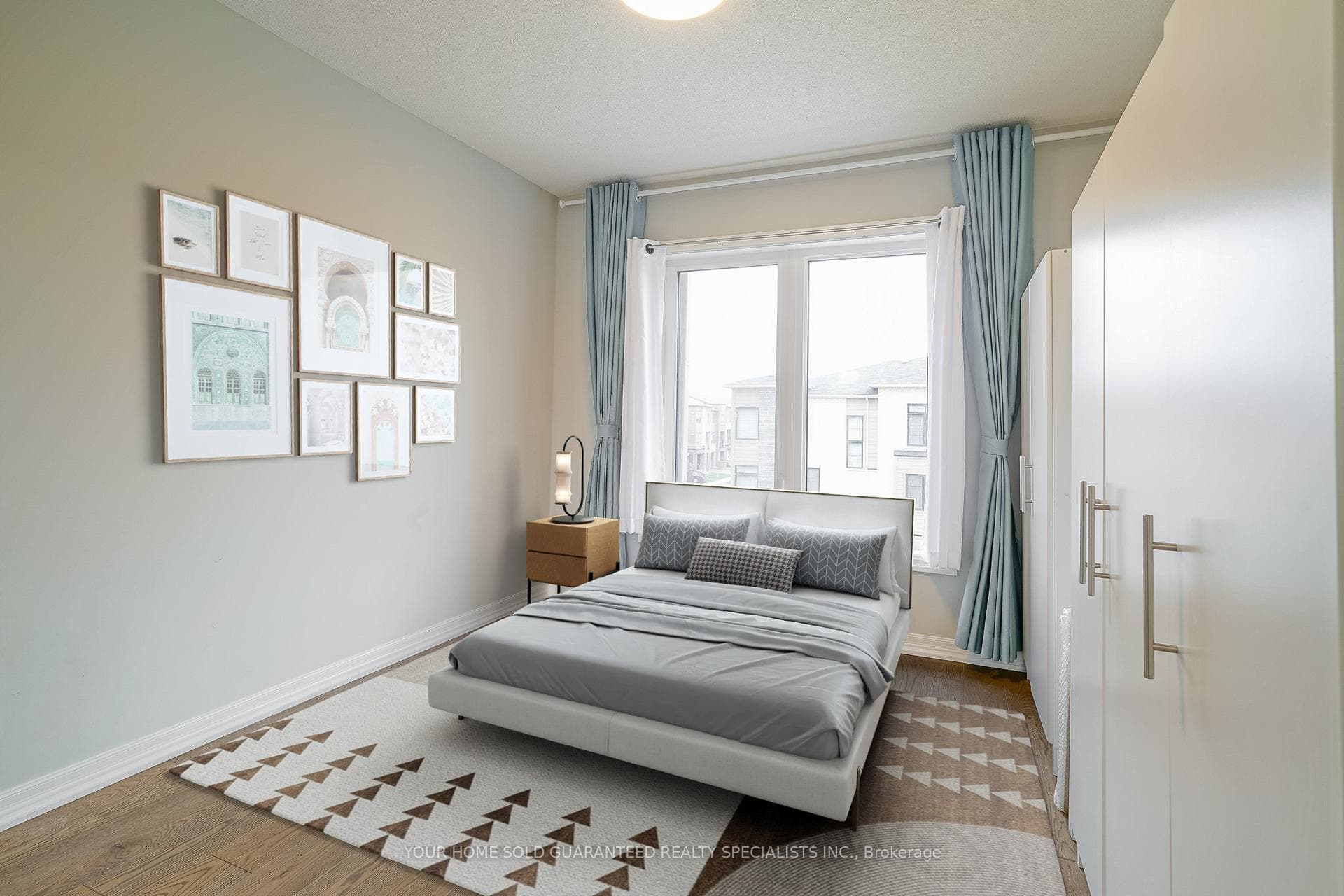66 Allure Street photo 15