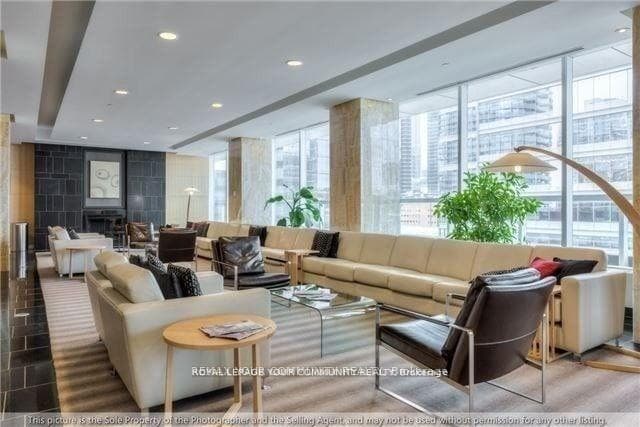 65 Bremner Boulevard Unit 4403 photo 13