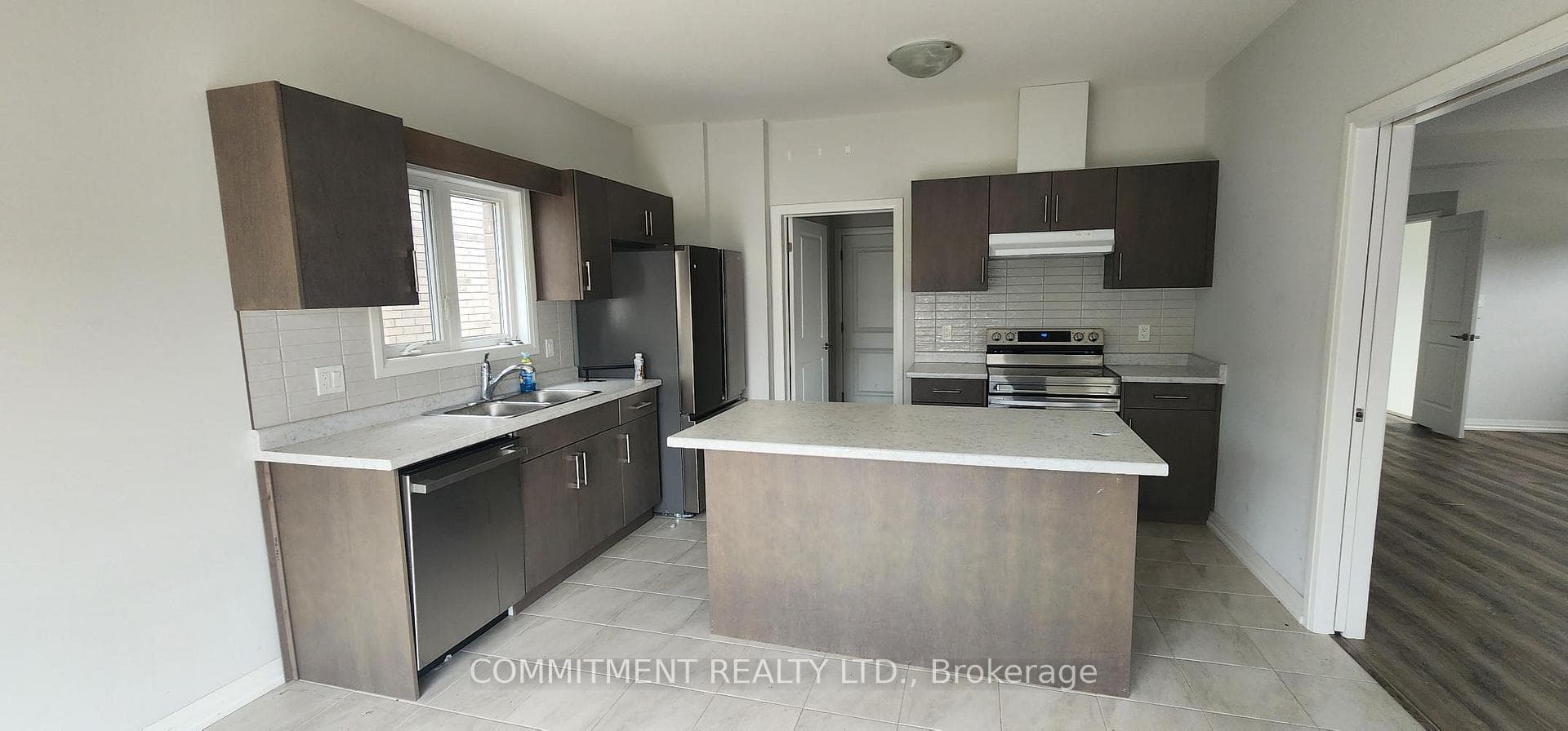 47 Samuel Avenue photo 6