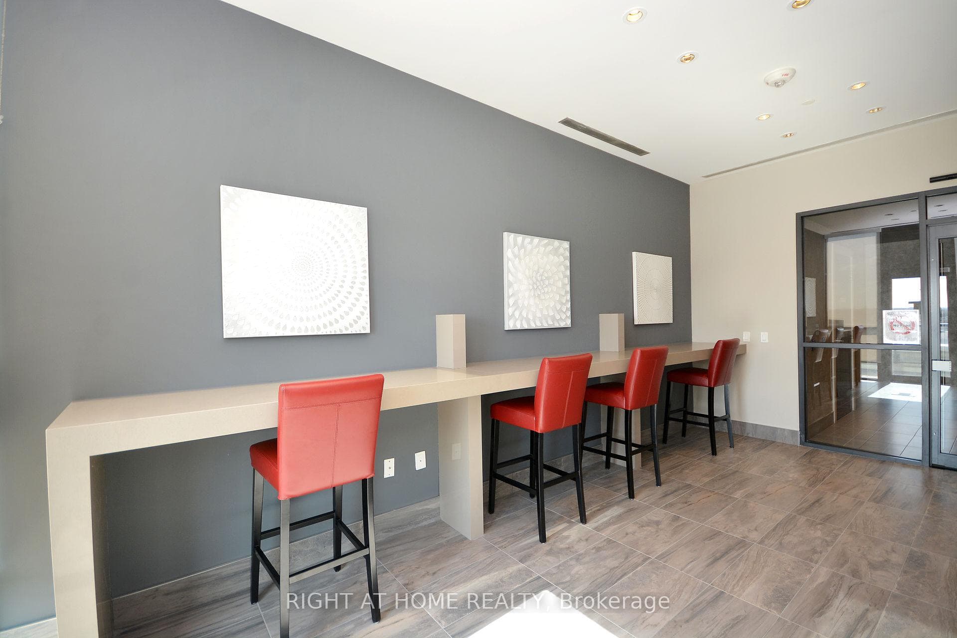 3975 GRAND PARK Drive Unit 3310 photo 23