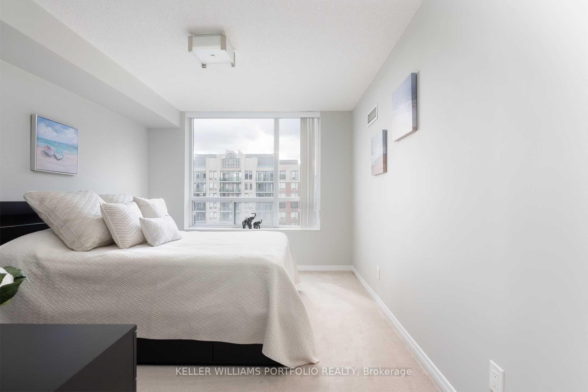 350 Red Maple Road Unit 1210 photo 8