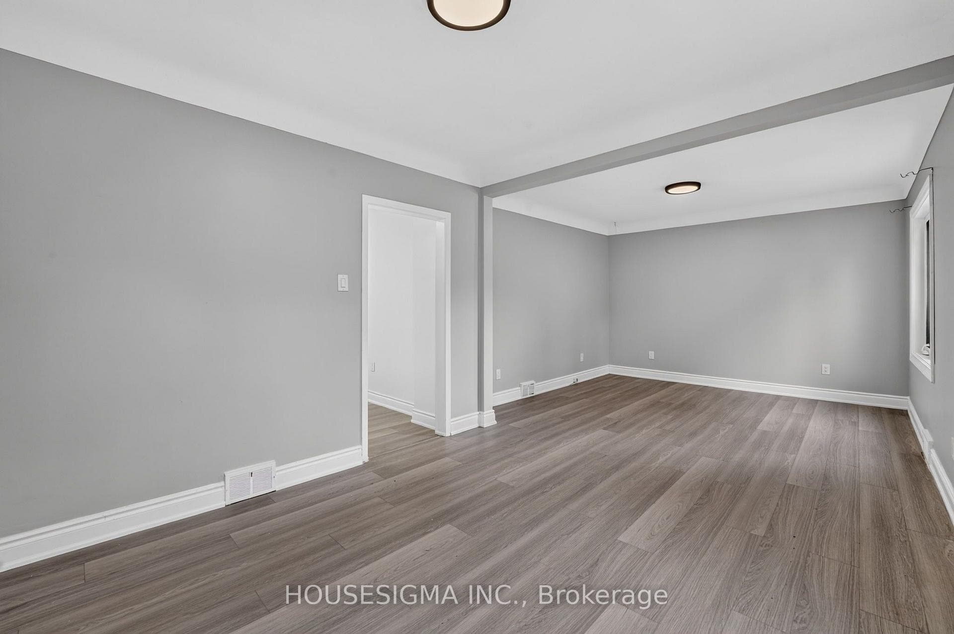 342 Carlton Street photo 5