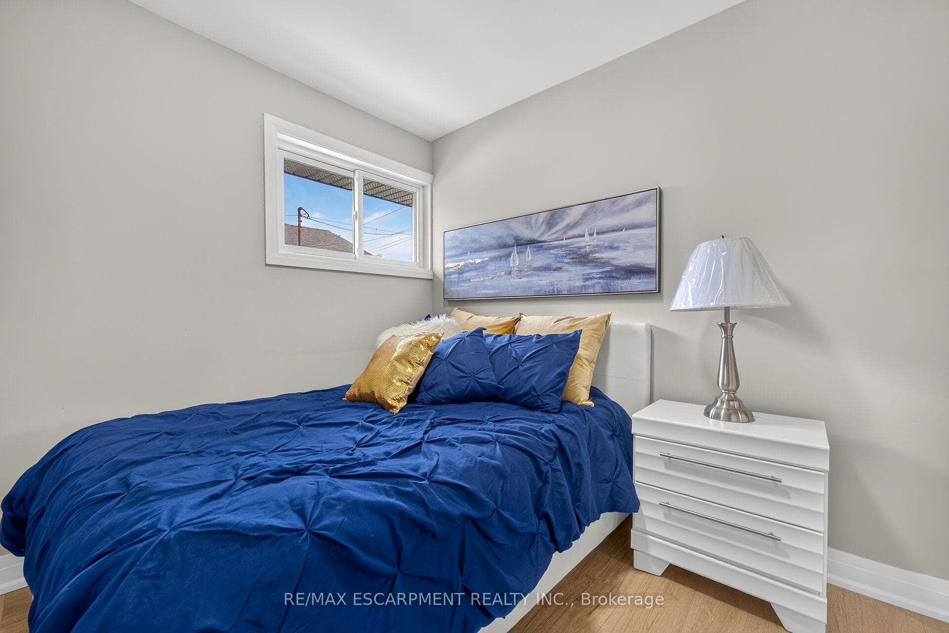 150 Howard Avenue photo 23
