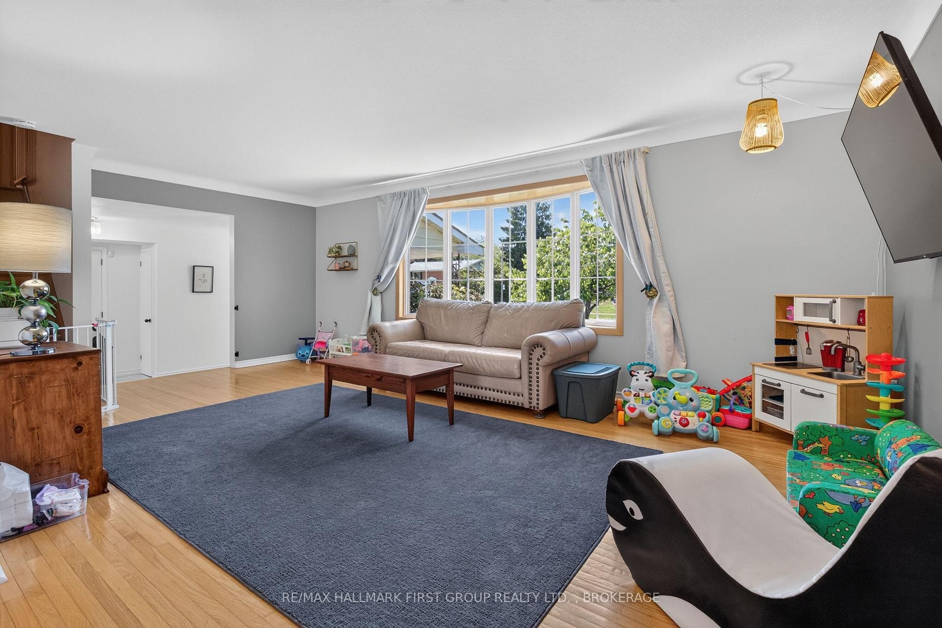 417 GLEN CASTLE Road photo 23