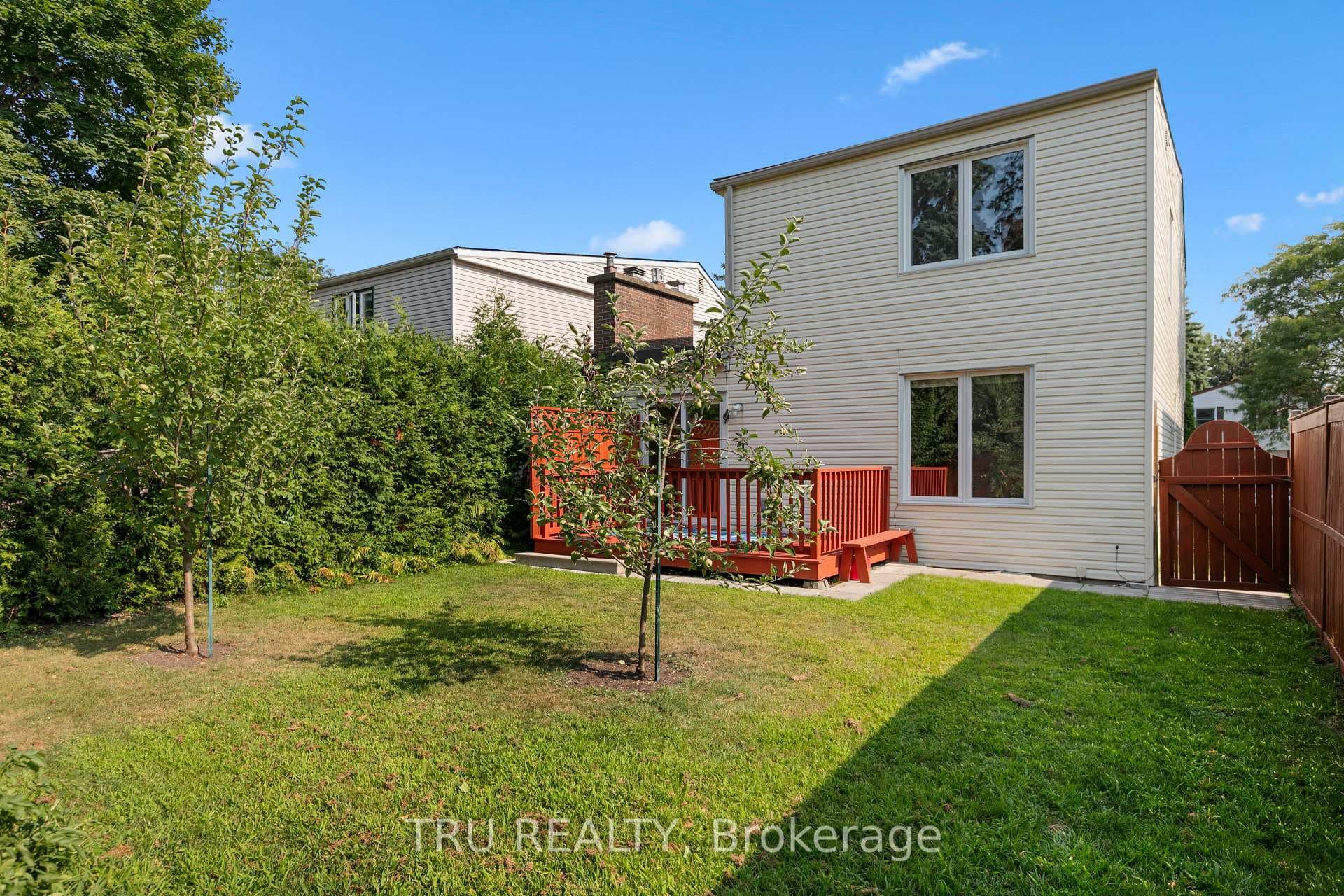 715 Mooneys Bay Place photo 45