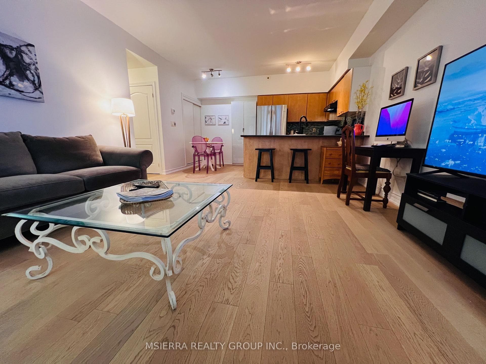 65 Cranborne Avenue Unit 108 photo 4