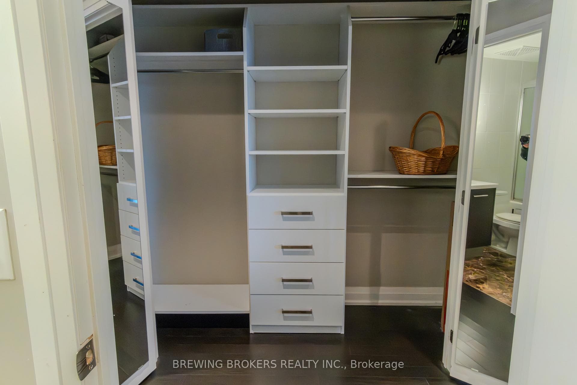 80 John Street Unit 2702 photo 9