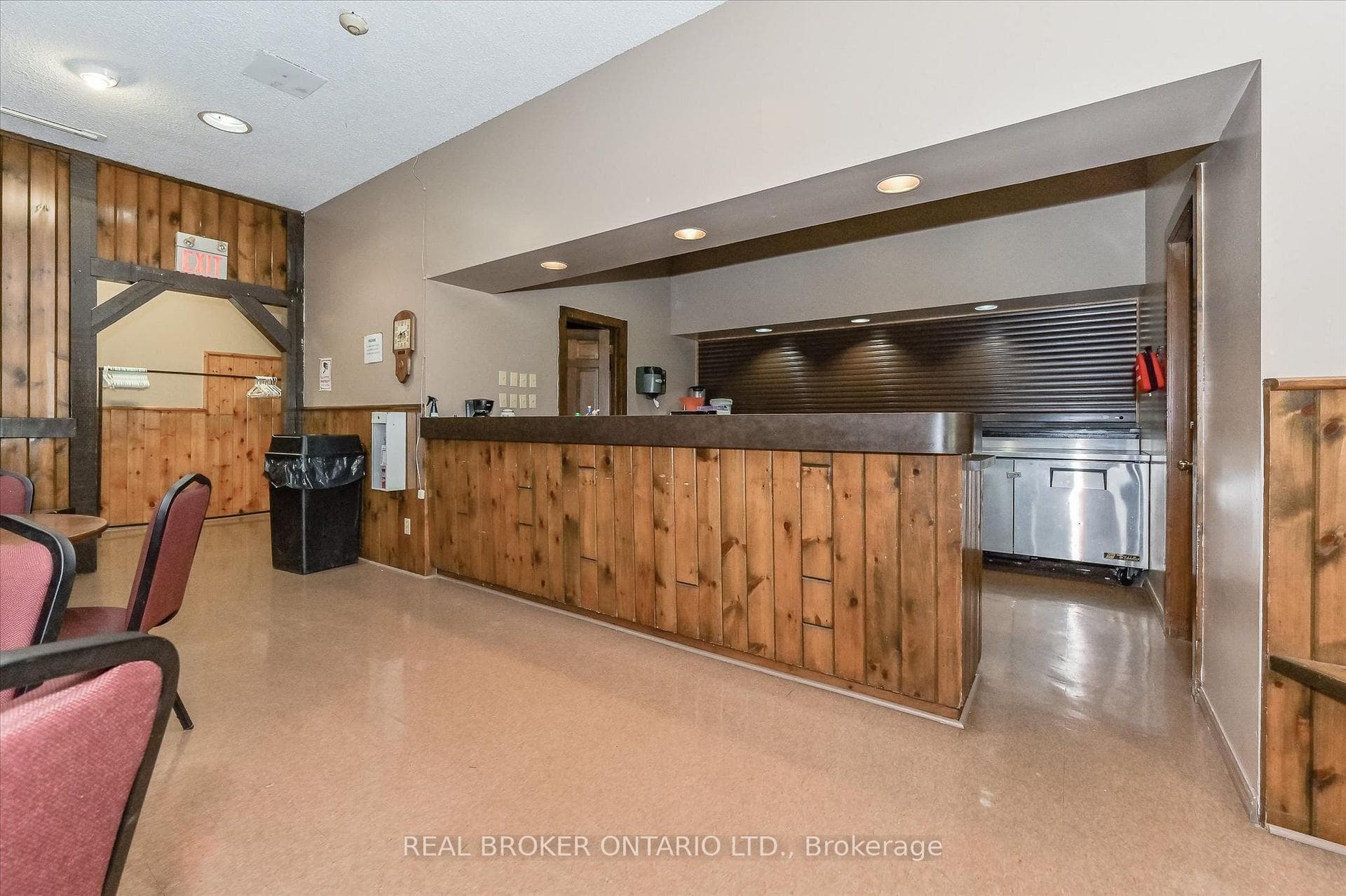 157 Cedar Crescent photo 24