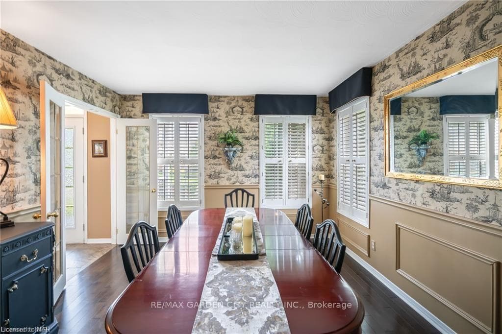 2 Bolger Drive photo 22