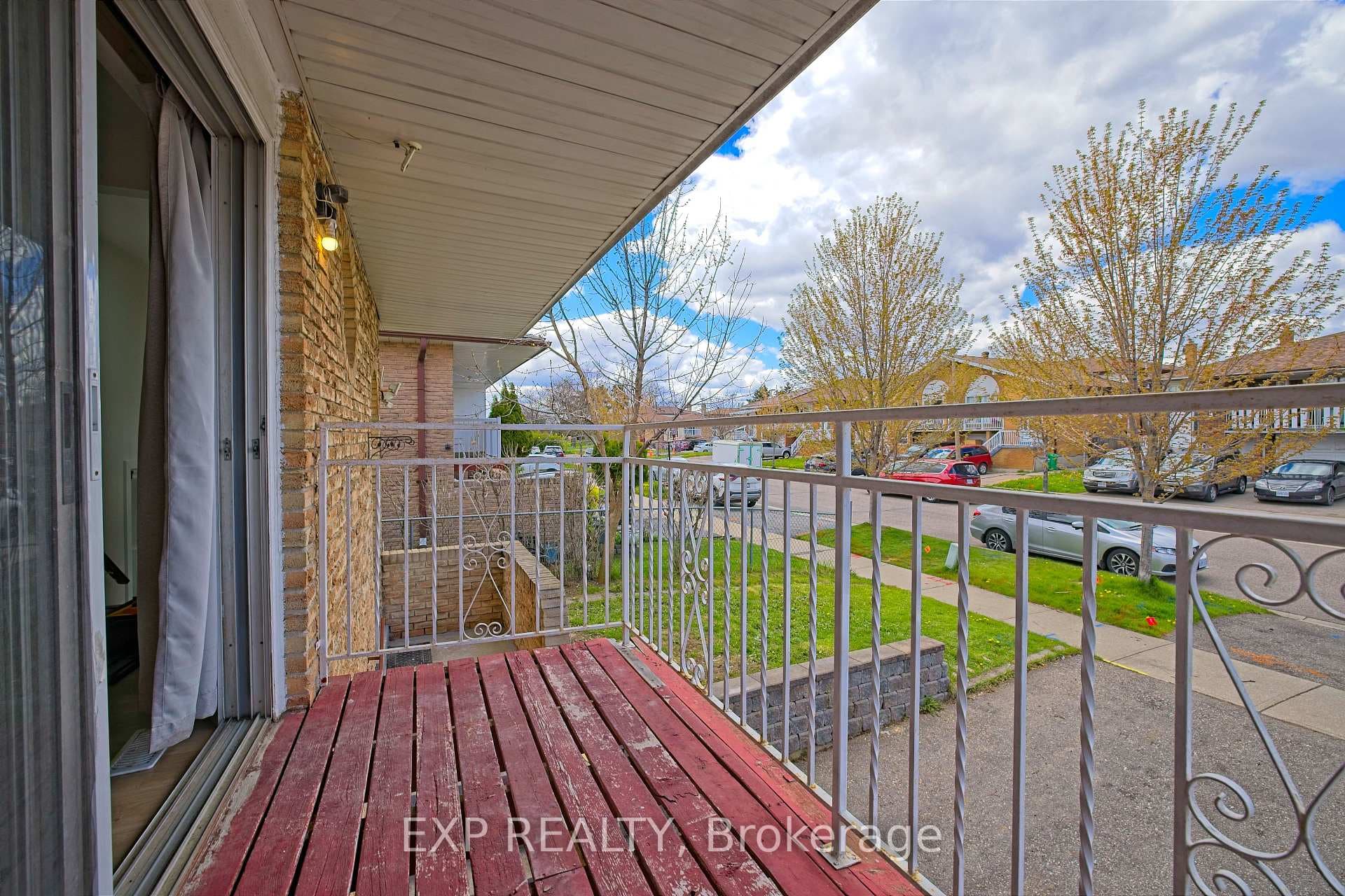 4 Fallway Road Unit Upper photo 28