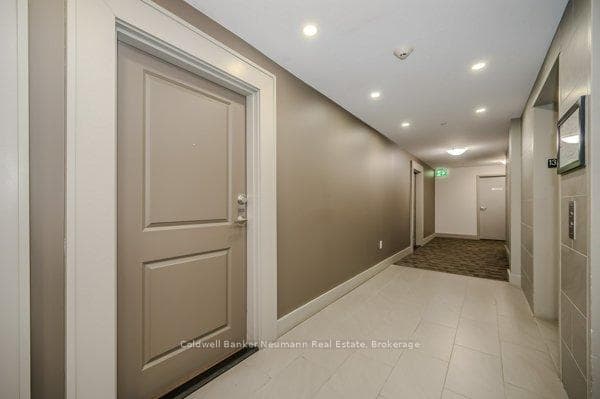 150 Wellington Street Unit 1305 photo 11