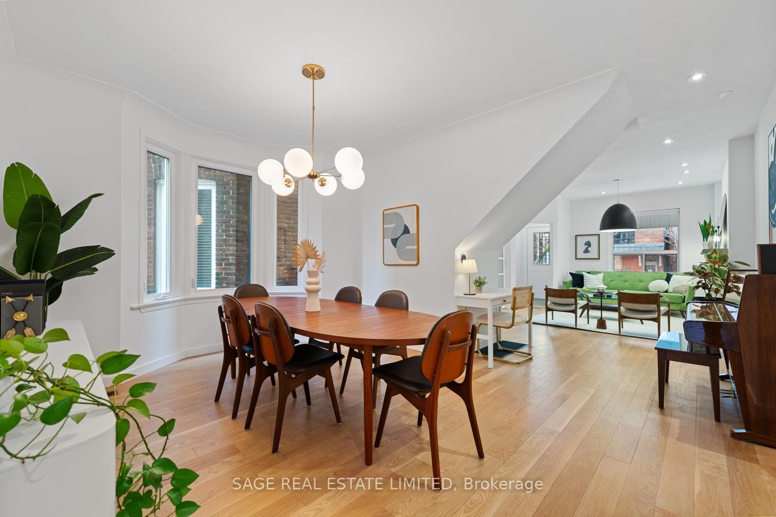 285 Delaware Avenue photo 11