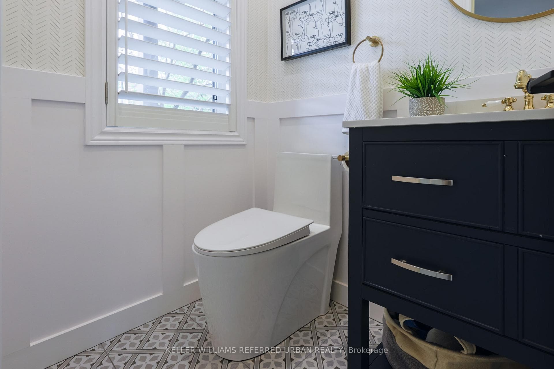 23 Fitzroy Avenue photo 20