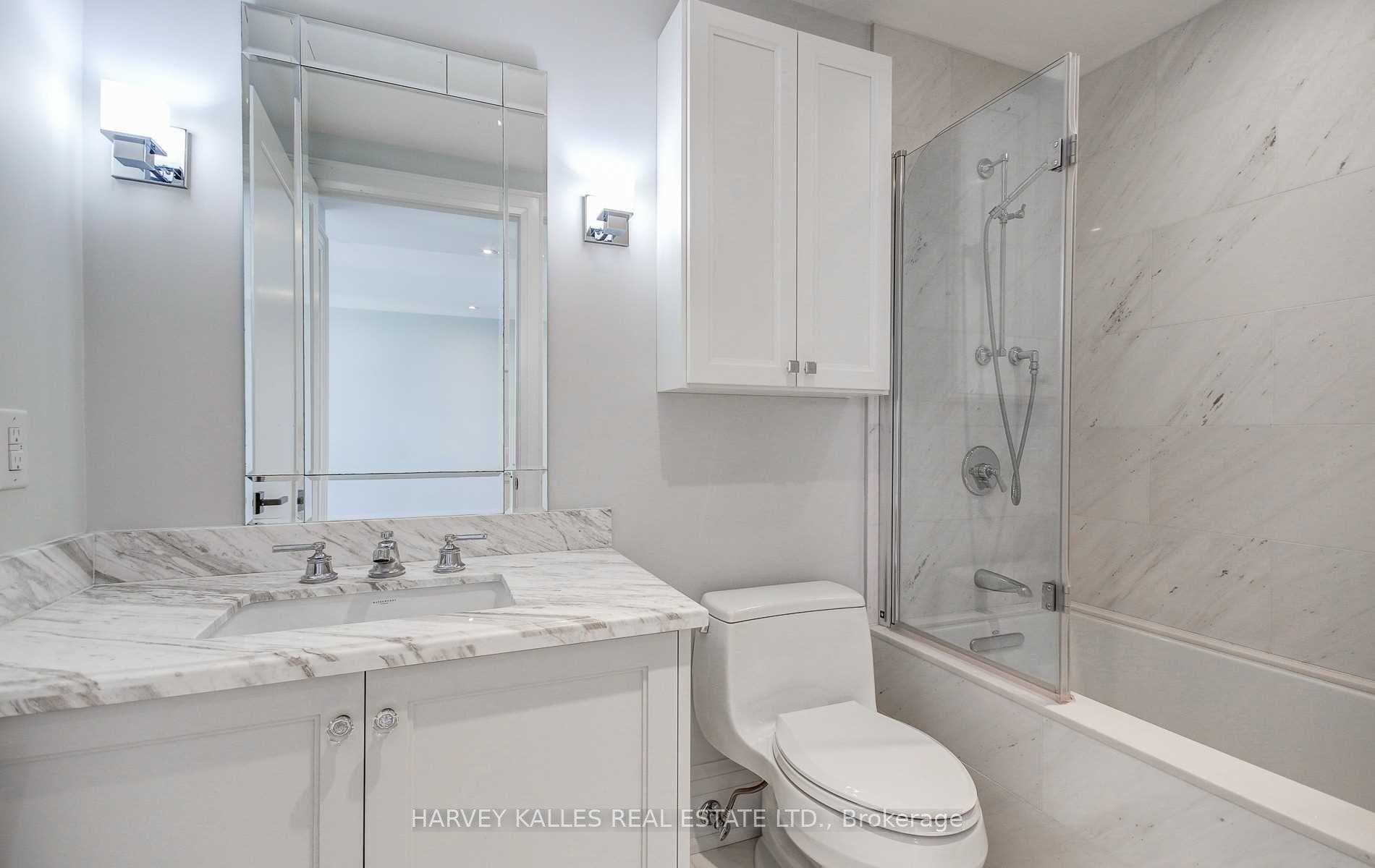 181 Davenport Road Unit 403 photo 30