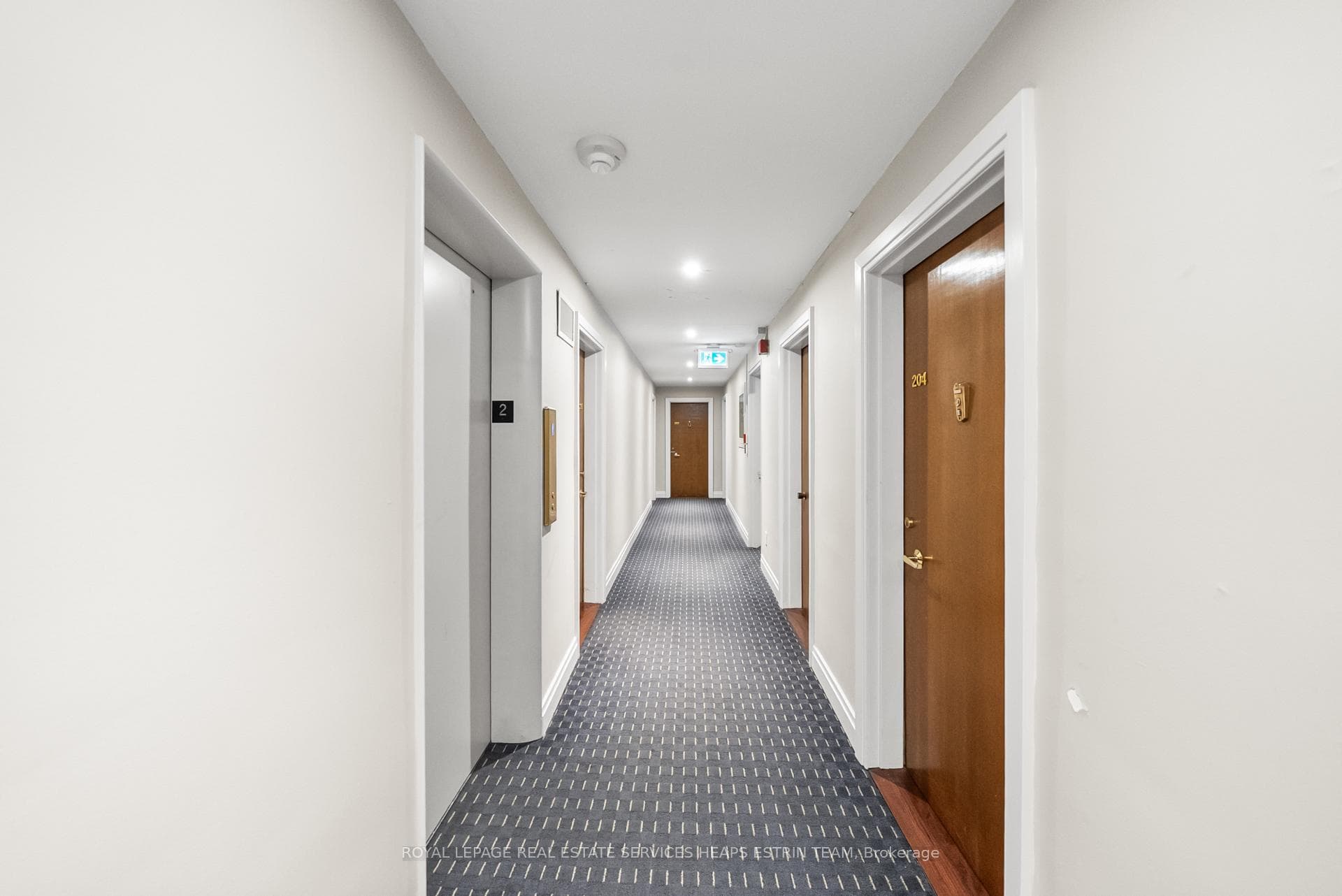 581 Avenue Road Unit 204 photo 15