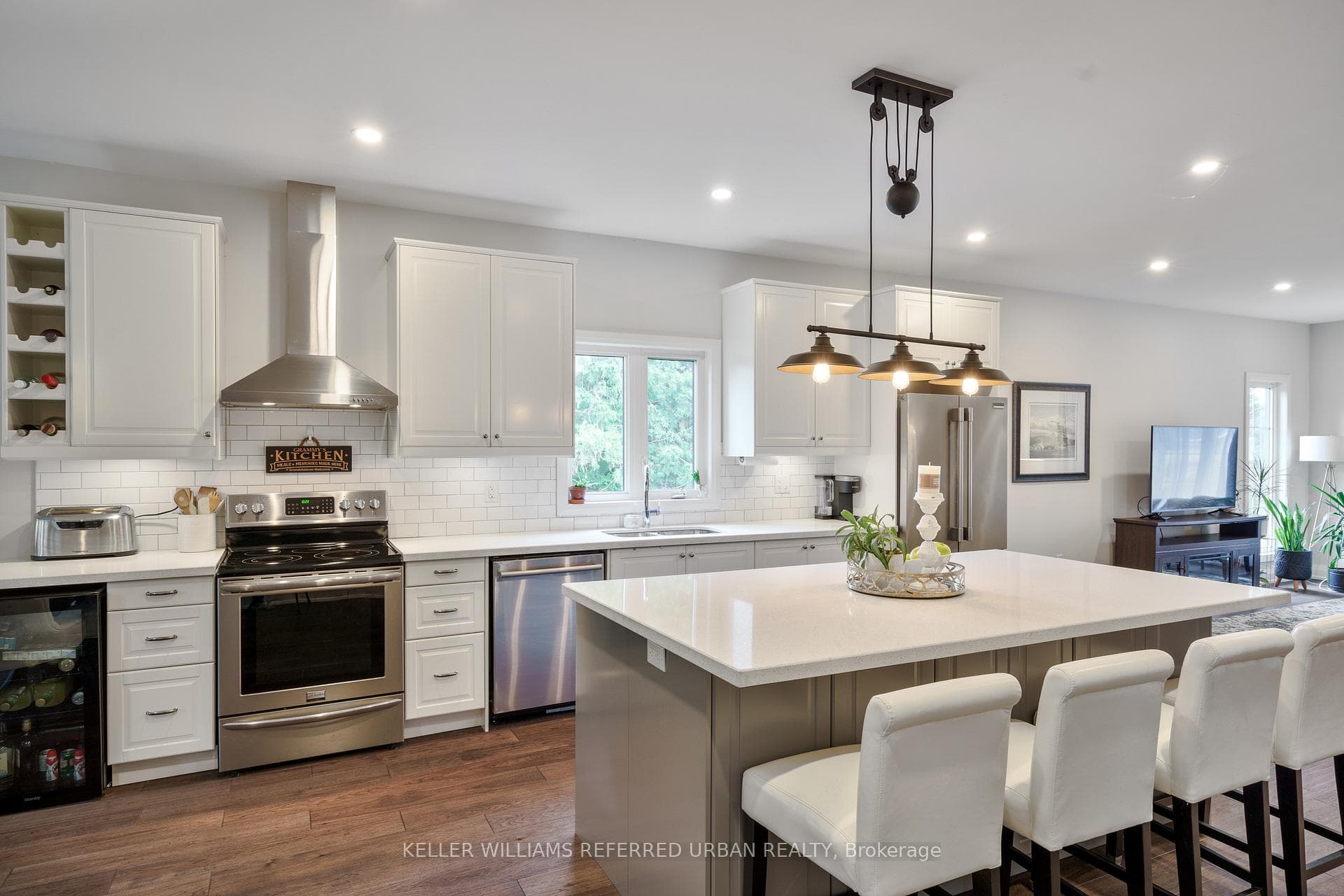 36 Beechwood Avenue photo 6