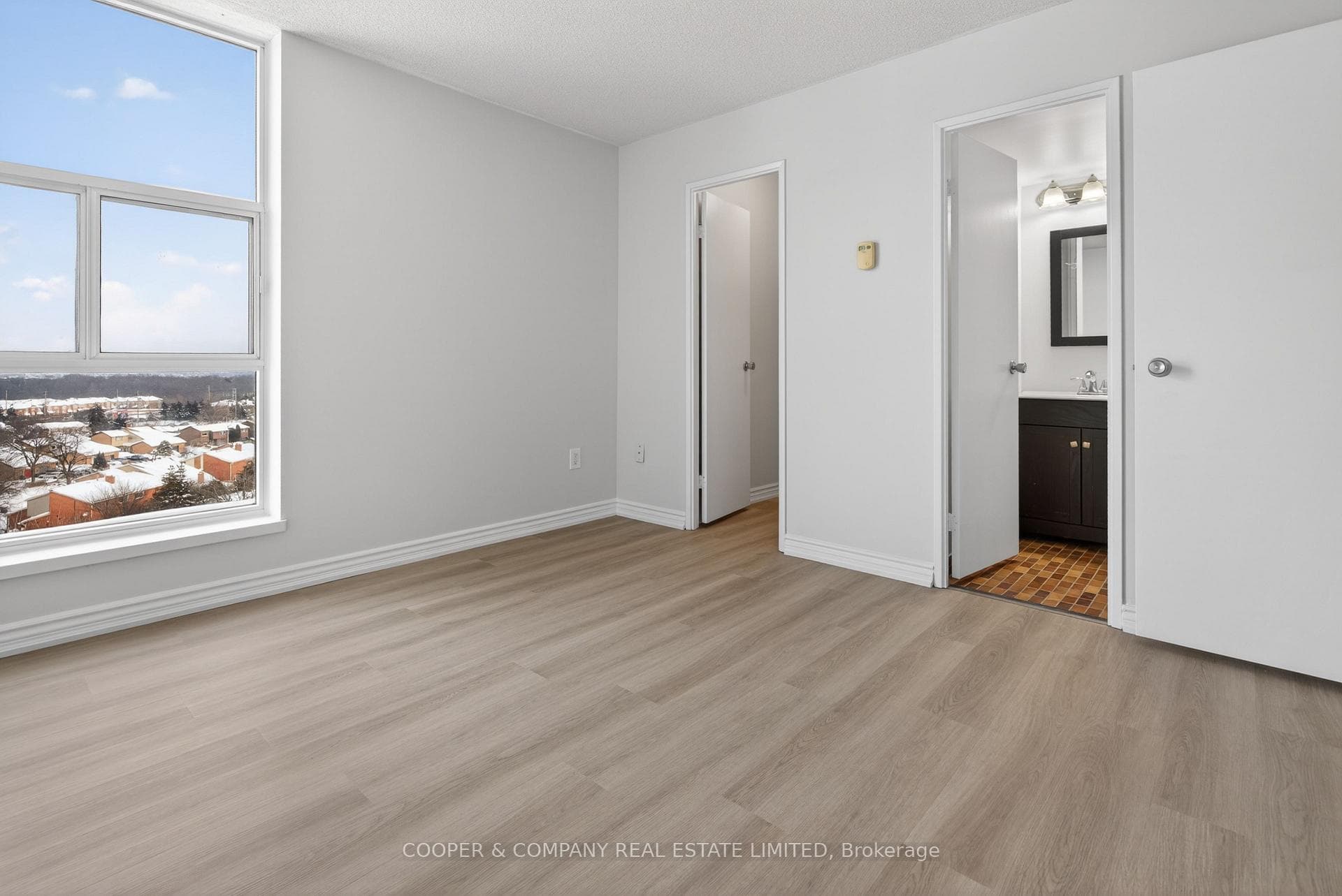 2665 Windwood Drive Unit 1102 photo 29
