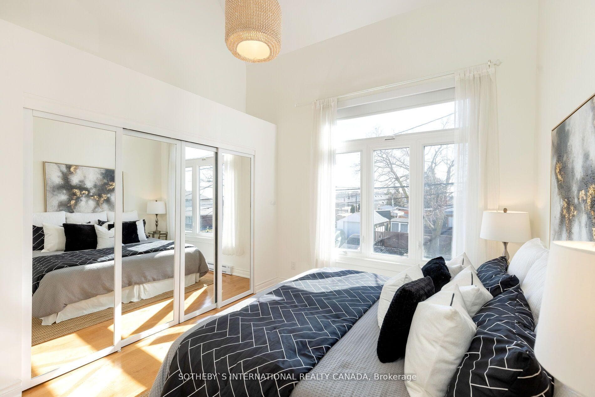 42 Aileen Avenue photo 17