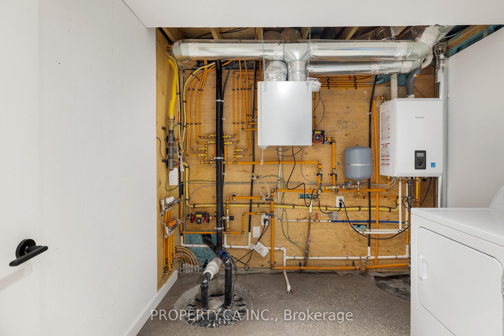 86 Lansdowne Avenue Unit Laneway photo 38