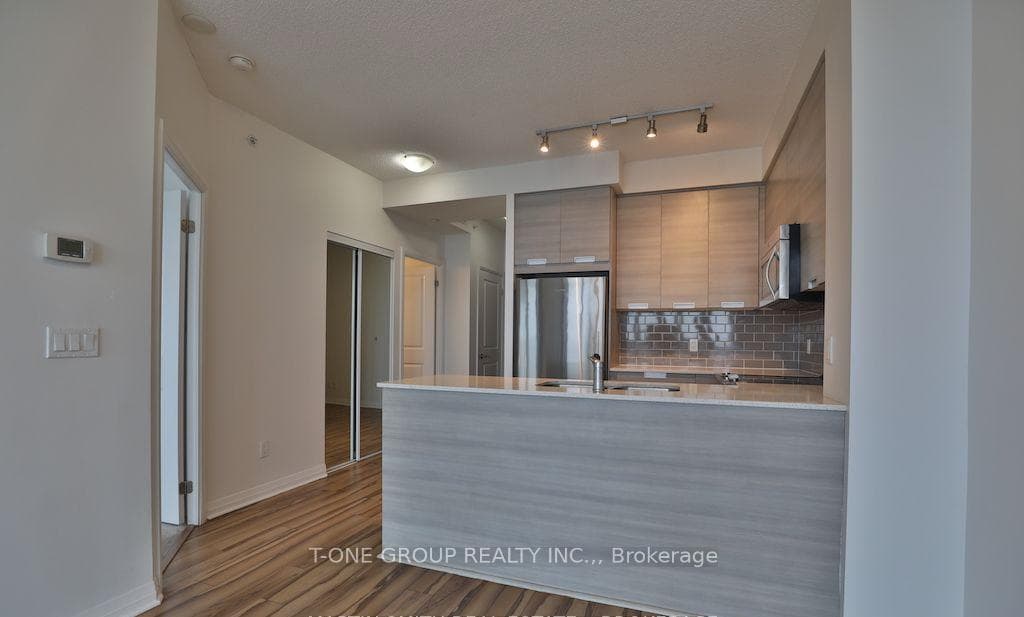 75 Eglinton Avenue Unit 1306 photo 1