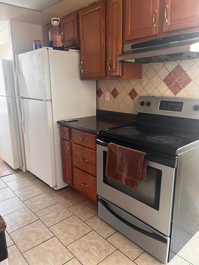 30 Malta Avenue Unit 907 photo 10
