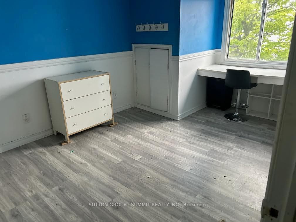 1453 Champlain Road photo 8