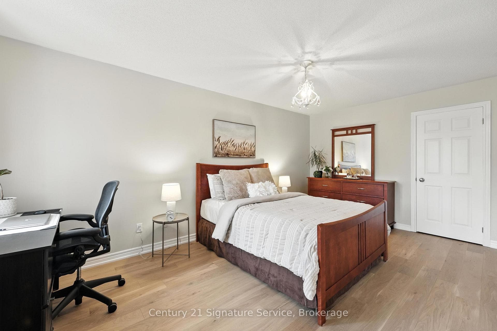 77 Esposito Drive photo 23