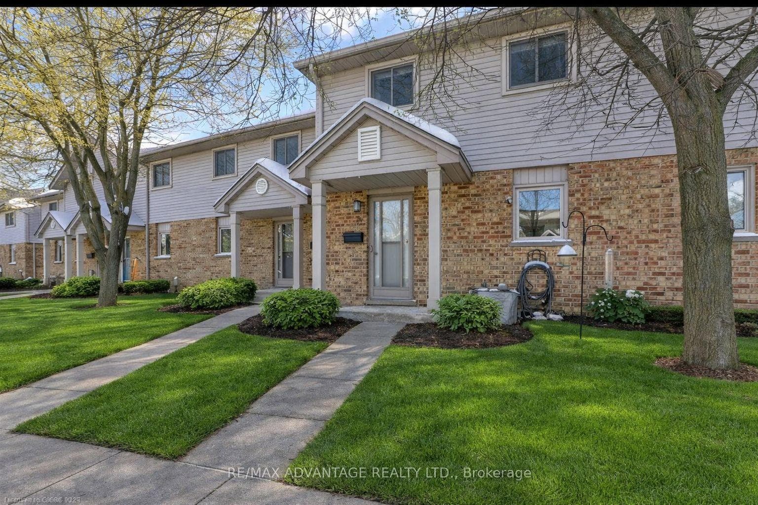 217 Martinet Avenue Unit 17 photo 2