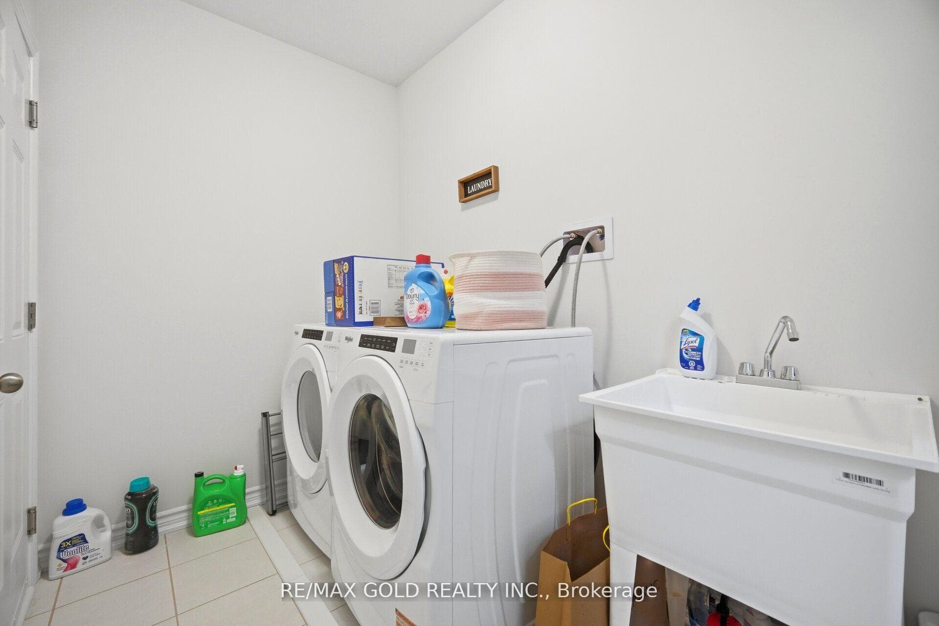 113 Molozzi Street photo 20